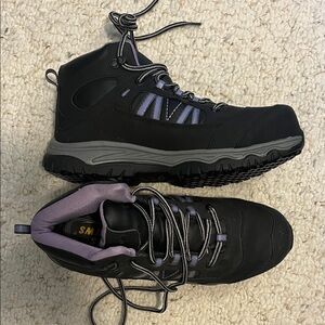 STEEL TOE Shoes For Crews Black and Purple Women's 7.5 Athletic Shoes never worn